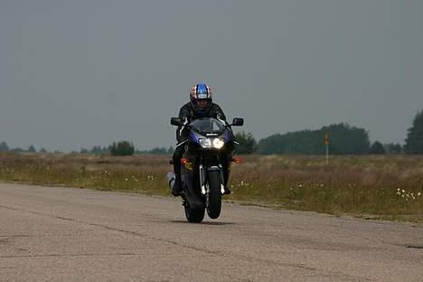 Suzuki gsxr 600 srad billede 5