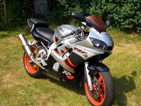 Yamaha yzf r6 billede 2
