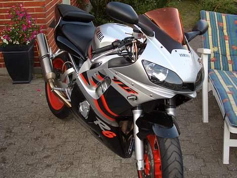 Yamaha yzf r6 billede 4