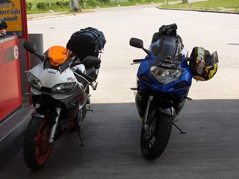 Yamaha yzf r6 - på vej til assens tt. billede 5