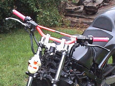 Yamaha FZ 750 billede 10