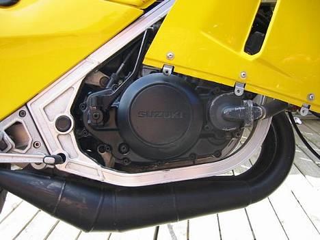 Suzuki RG 250 Gamma ( Solgt ) billede 6