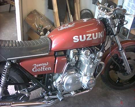 Suzuki gs750 - færdige resultat billede 1