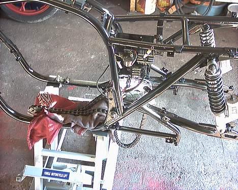 Suzuki gs750 - stel malet og klar til at begynde og samle billede 8