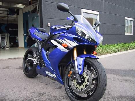 Yamaha YZF R1 billede 4
