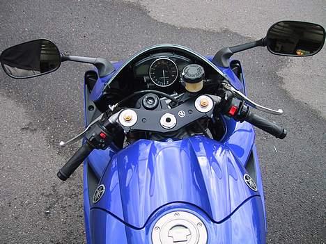 Yamaha YZF R1 billede 7