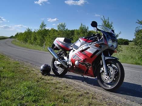 Yamaha FZR 600 - En hygge aftentur billede 6