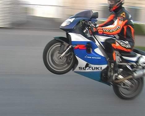 Suzuki TL1000R 2000      STJÅLET billede 7