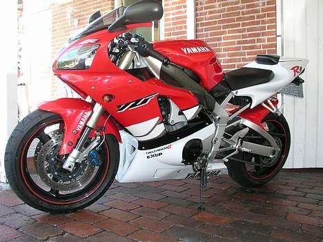 Yamaha Yzf R1 billede 8