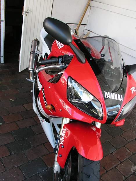 Yamaha Yzf R1 billede 10