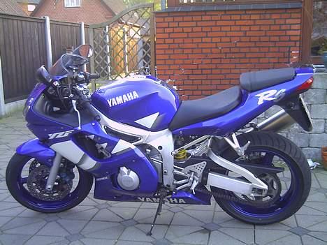 Yamaha YZF R6 billede 2