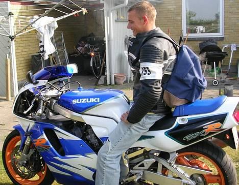 Suzuki Gsx-R 750 (SOLGT) billede 8