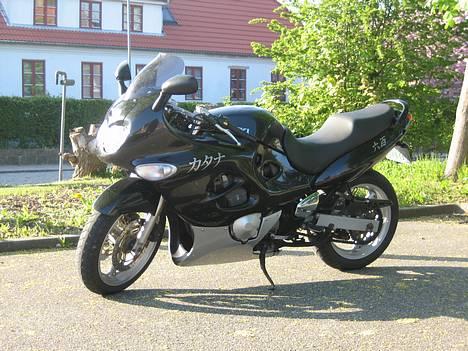 Suzuki GSX600F billede 3