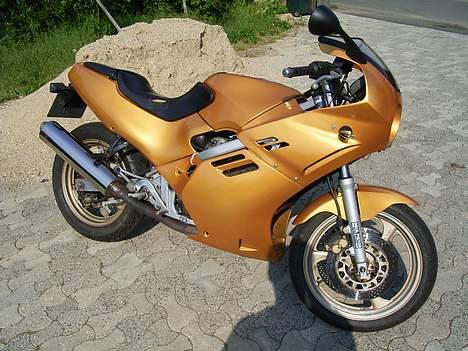 Suzuki Gsx-r 250 billede 2
