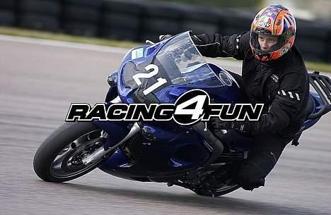 Triumph Sprint ST (solgt) - Skulle lige prøve en dag med R4Fun på Knutstorp :-) billede 6