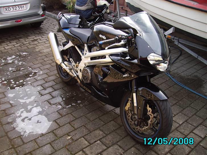 Aprilia falco billede 1