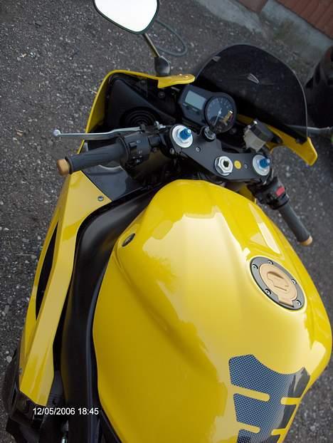 Yamaha yzf R1 - "Faceliftet" i 2006. har selv lavet alt, + lak. 100% ok. billede 13