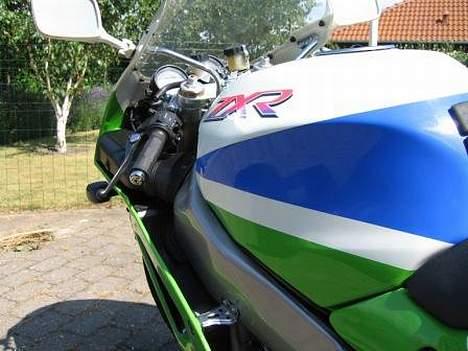 Kawasaki ZXR 750 "SOLGT" billede 7
