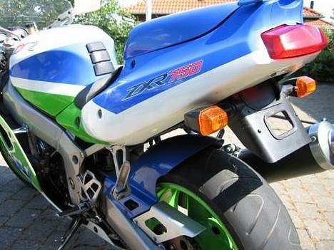 Kawasaki ZXR 750 "SOLGT" billede 8