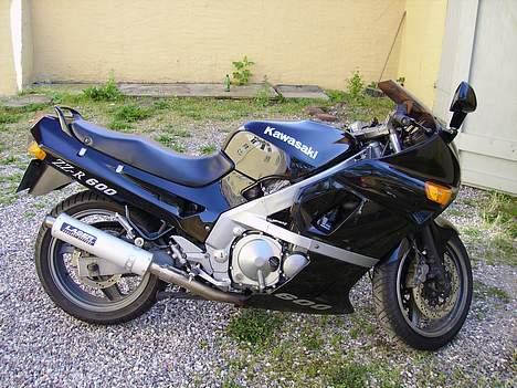 Kawasaki ZZR 600 billede 1