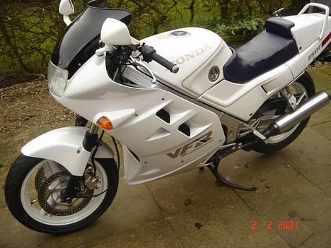 Honda vfr 750f rc 24 - første billede hjemme billede 2