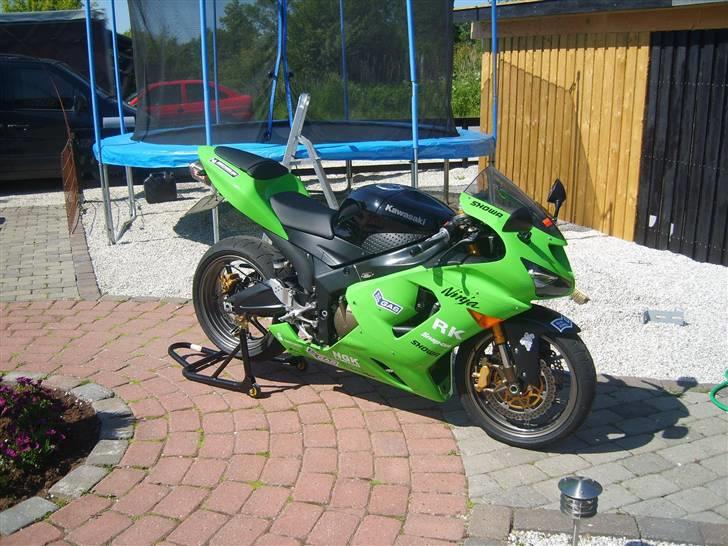 Kawasaki ZX6R 636 *SOLGT* billede 2
