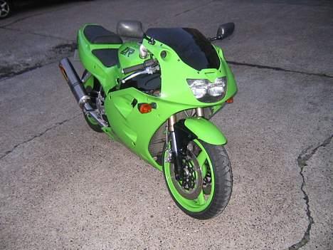 Kawasaki zxr 400 (solgt) billede 4