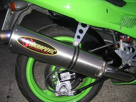 Kawasaki zxr 400 (solgt) billede 7