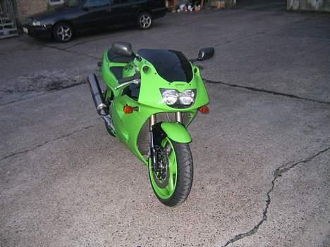 Kawasaki zxr 400 (solgt) billede 9