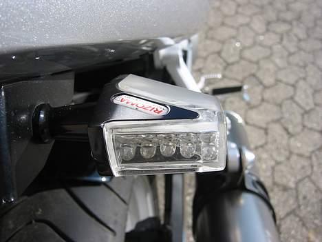 Suzuki SV 1000 N - Blink blink billede 2