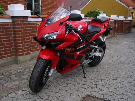 Honda CBR 600 RR (Solgt) billede 4