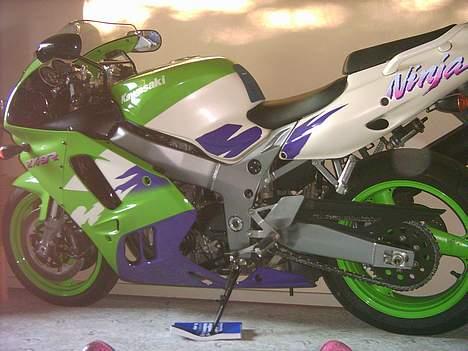 Yamaha YZF750R (solgt)  - Den lille nye ;-) billede 13