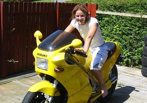 Suzuki RG 250 Gamma ( Solgt ) billede 15