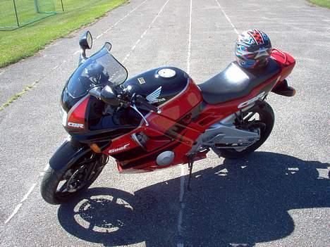 Honda CBR 600 F2 (PC25) billede 10