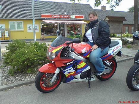 Honda cbr 900 fireblade solgt billede 1