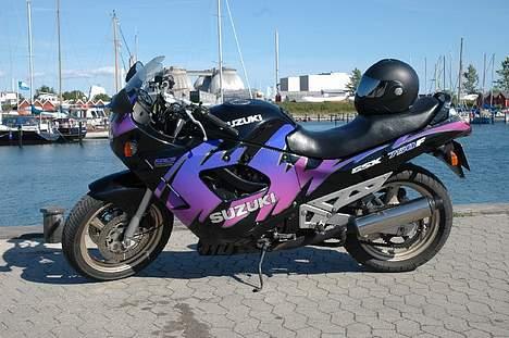 Suzuki GSX750F (SOLGT) billede 3