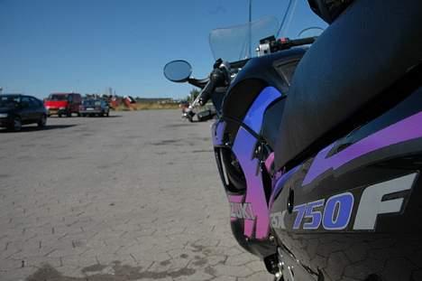 Suzuki GSX750F (SOLGT) billede 4