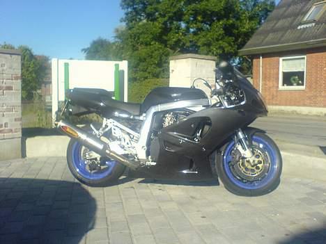 Suzuki Gsxr 750 Streetfighter - Som før sommeren 08 billede 1