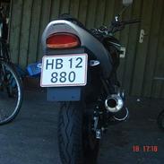 Suzuki Gs500E