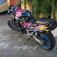 Suzuki gsxr 750w. solgt