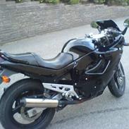 Suzuki GSX 600F