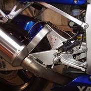 Yamaha R6