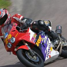 Honda RVF400 / NC35