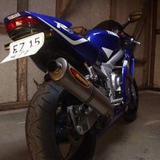 Yamaha R6