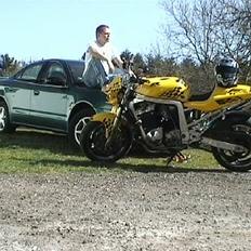 Suzuki gsxr 1100 streetfighter