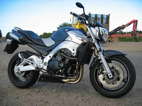 Suzuki GSR600K6 *SOLGT* billede 1