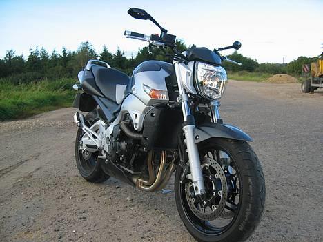 Suzuki GSR600K6 *SOLGT* billede 2
