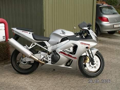 Honda CBR 929RR FireBlade - Før ombygning billede 1