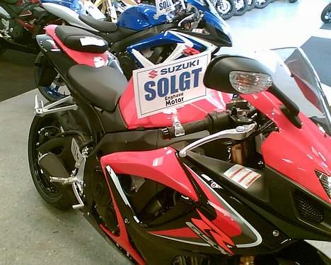 Suzuki GSX-R 600 K6 - Så købte jeg den sgu´ billede 3