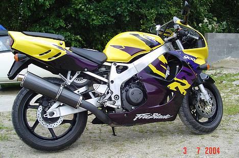 Honda CBR 900 billede 1